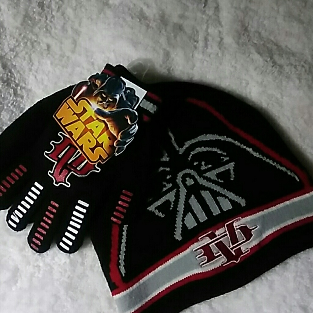 BOYS Star Wars beenie and gloves set OSFM